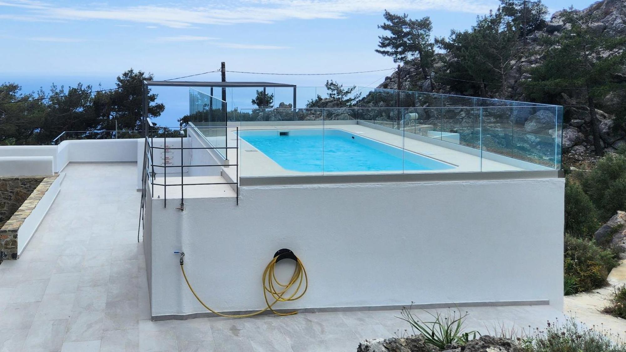 Villa M - Villa With Private Pool And Yard Anatolí Eksteriør billede